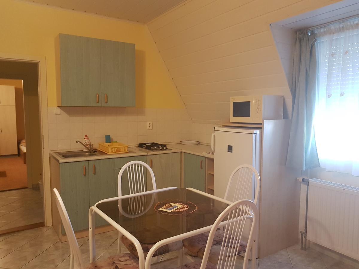 Richie Ii. Apartman Apartment Siofok Bagian luar foto